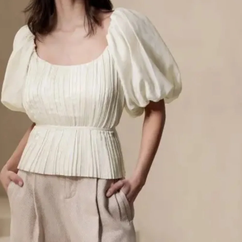 Banana Republic Black Pleated Romantic Puff Sleeve Top